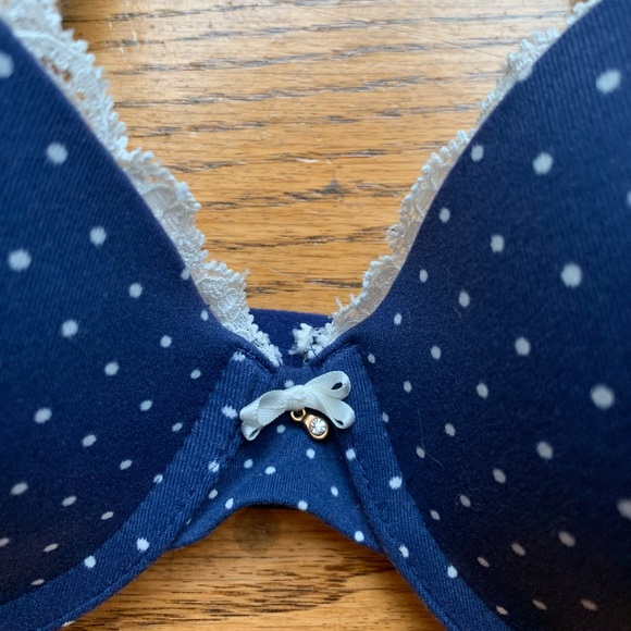 EUC SOMA Embraceable Push Up Lace Trim Bra Size 32DD - Picture 3 of 5